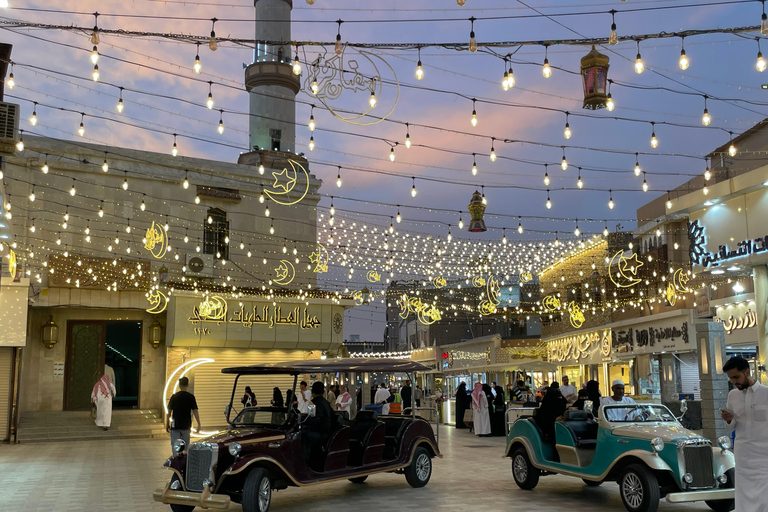 Jeddah: City Highlights Tour with Local Guide private tour