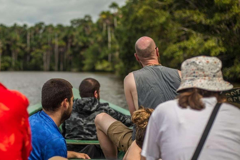 Tambopata: Sandoval Lake and Cayman Safari 2 days