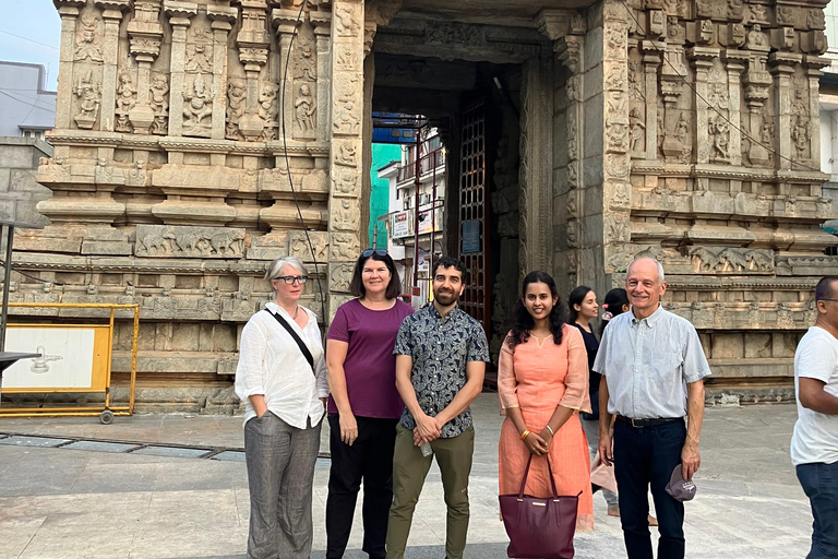 Bengaluru: 3 Hour New and Old City Guided Walking Tour