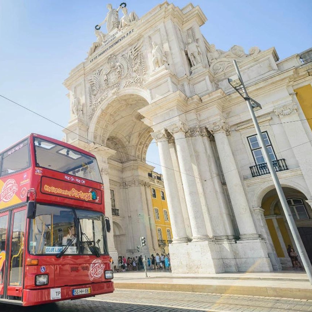 Colagem de mídia