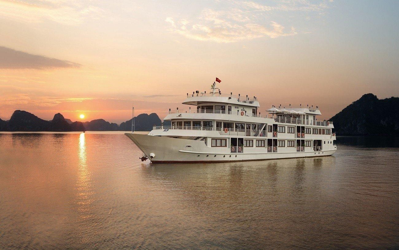 Von Hanoi: 3-tägige Halong-Bucht-Kreuzfahrt mit 5 Sternen – Ninh Binh-Tour