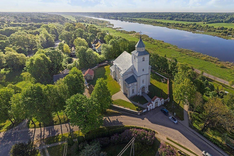From Vilnius: Kaunas & Nemunas River Castles Tour