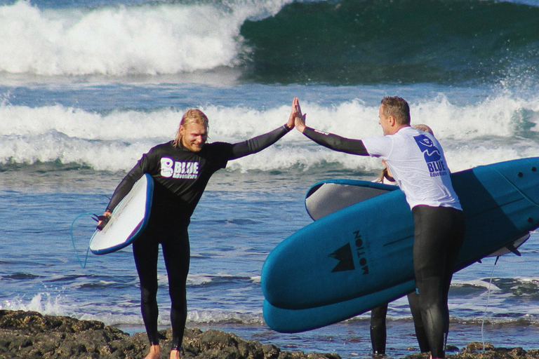 Surfinglektion på Fuerteventura