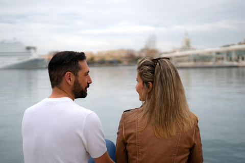 Málaga: Harbour & Waterfront Private Photoshoot Super Premium: 75 photos | 90 mins