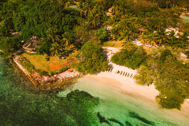 Rosario Islands from Cartagena: Catamaran, Snorkeling, and All-Inclusive 5 Rosario Islands from Cartagena: Catamaran, Snorkeling, and All-Inclusive