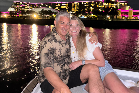 Manila night cruise, night life, foodie tour and 3d theather Solo traveller