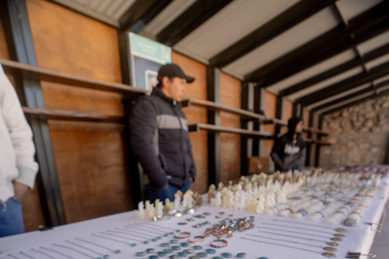 Cachi: Ruta Escénica y Experiencia Local desde Salta