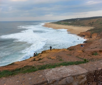 Lisbon: Transfer to Porto with Obidos and Nazare