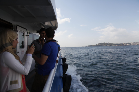 伊斯坦布尔：王子岛私人游船之旅（含午餐）含接客服务的游览（不含午餐）