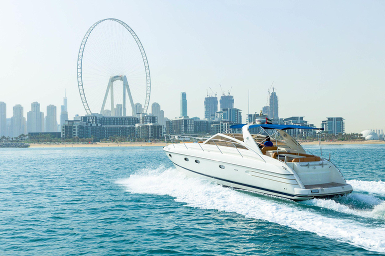 Dubai: Private Luxury Everest Yacht Cruise from Dubai Marina 1 Hour Cruise