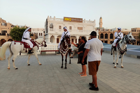 Doha: Private City Tour &amp; Dhow Boat Ride with Pickup-Dropoff