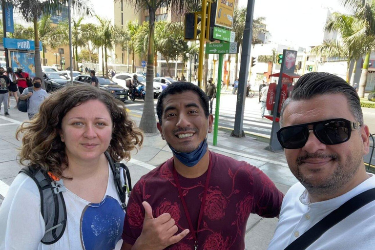 Lima: tour de la ciudad privado en coche con servicio de recogida del hotel