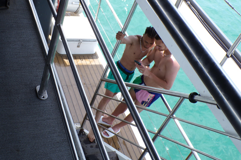 Valência: Cruzeiro de Catamarã com Parada para Nadar