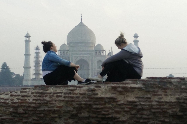 Van New Delhi: Sunrise Taj Mahal & Fort privétour met de auto