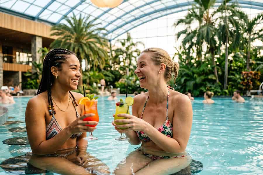 Zugang zur Therme Bukarest Palm, Galaxy oder Elysium & Transfer. Foto: GetYourGuide Zugang zur Therme Bukarest Palm, Galaxy oder Elysium & Transfer. Foto: GetYourGuide