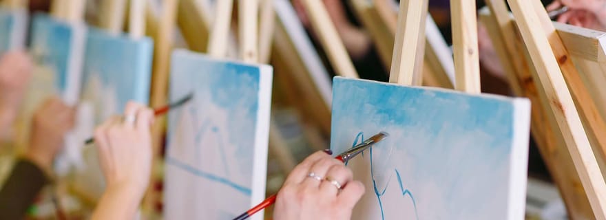 Peindre avec un café délicieux