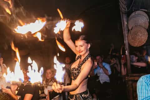 Prague: Medieval Dinner with Unlimited Drinks