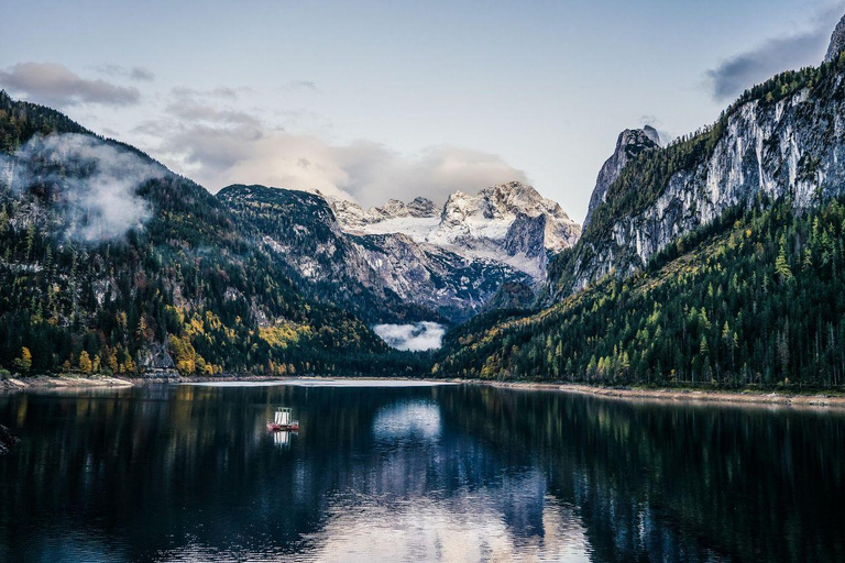 From Vienna: Day Trip to Dachstein & Hallstatt