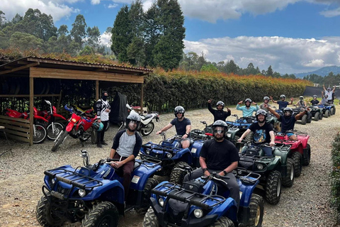 Medellin: 3 Berge ATV Tour mit Mittagessen