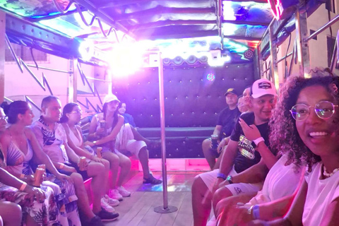 Santa Marta: Rumba en Chiva con animador a bordo y Espuma!