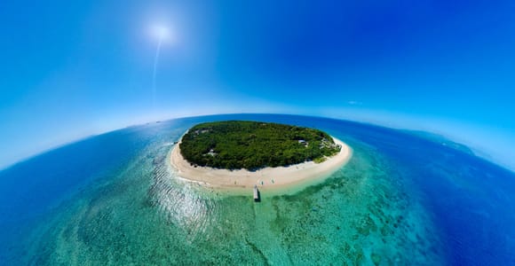 Mamanuca Islands & Reef Day Sail with Lunch & Drinks