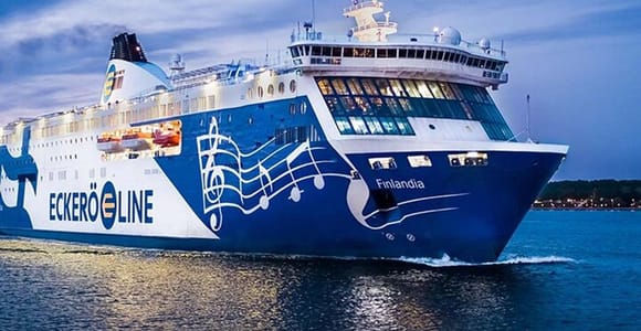 Helsinki: Tallinn Geführte Tagestour mit Fährüberfahrt