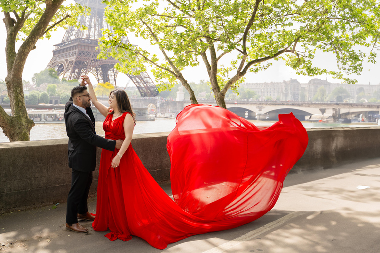 Parigi: Servizio fotografico privato di Flying-dress @jonadressParigi: Servizio fotografico esclusivo con abito volante - Proposta VIP