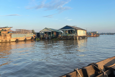 Mercado Flotante, Aldea de las Flores Auténtica Excursión por el Delta del Mekong