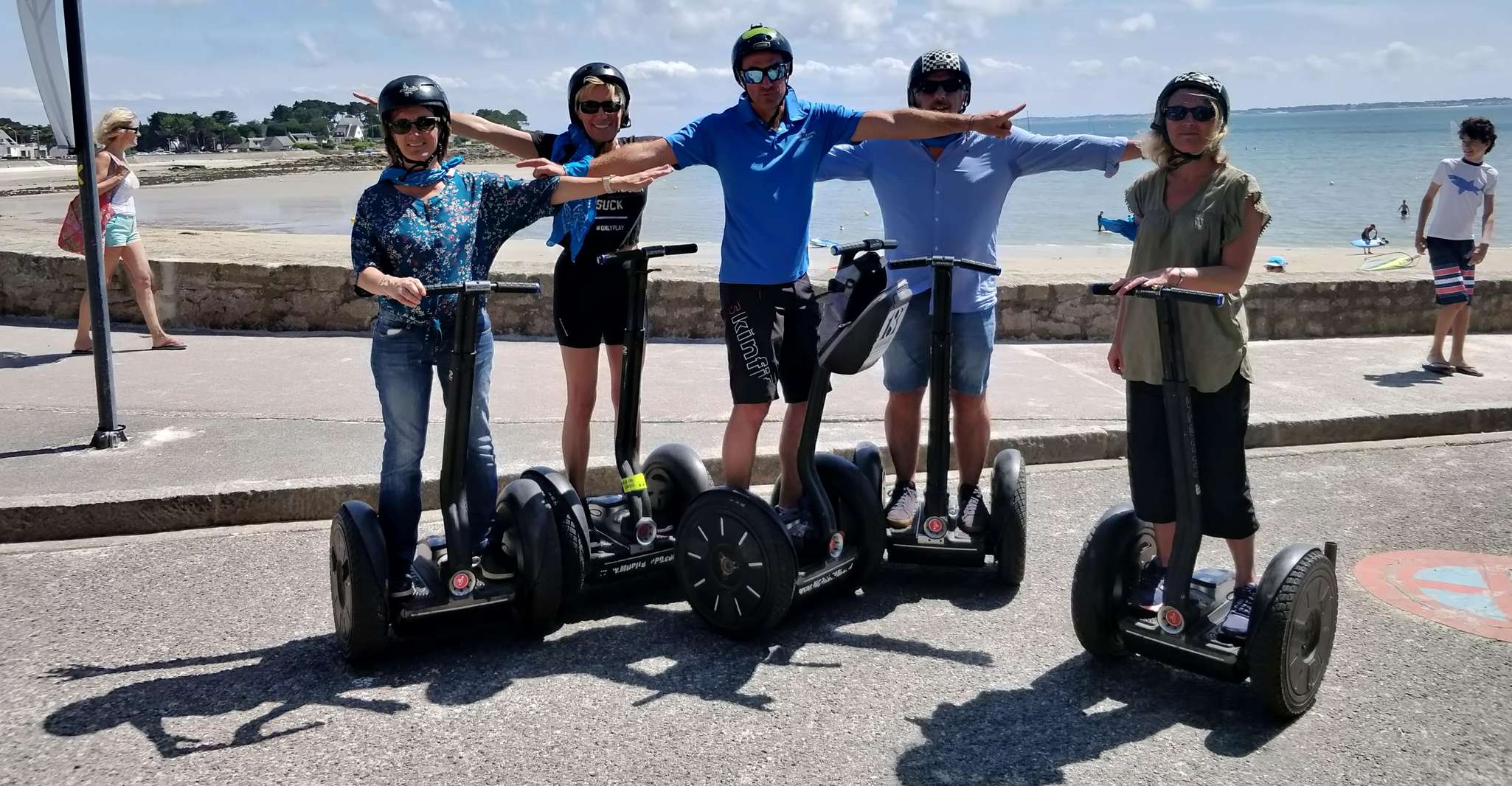 Balade Guidée en Segway - Carnac et Ses Plages - 1h - Hizvo