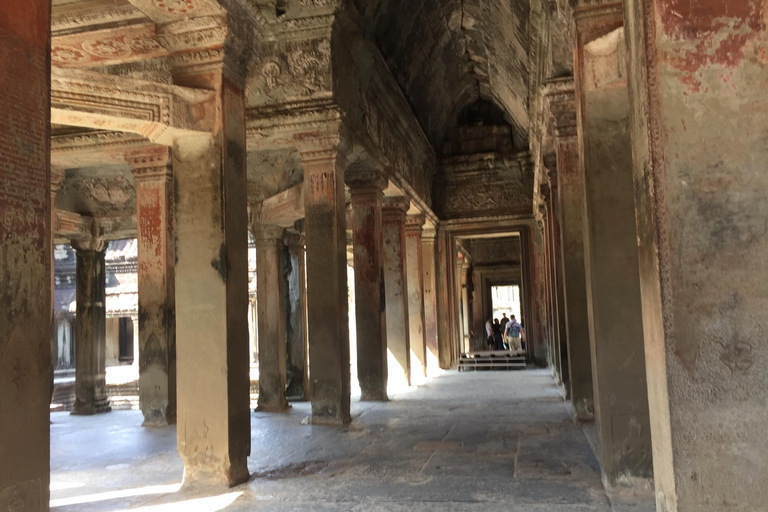 Siem Reap: Jednodniowa wycieczka do Angkor Wat i świątyni Banteay Srei