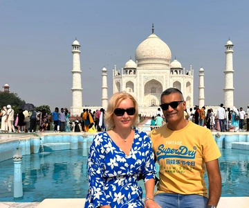 Exclusive Taj Mahal & Agra Fort Private Tour from New Delhi