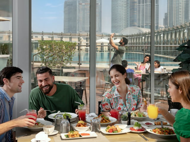 Burj Khalifa: piso 124 comida o cena en la azotea Burj Club