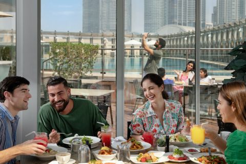 Burj Khalifa 124 och lunch eller middag på Burj Club Rooftop