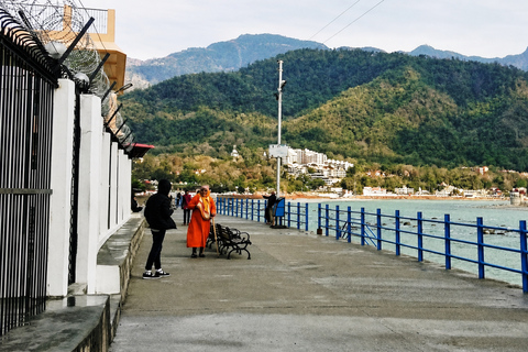 Rishikesh: Walk Rituals, River Views & Markets with Local