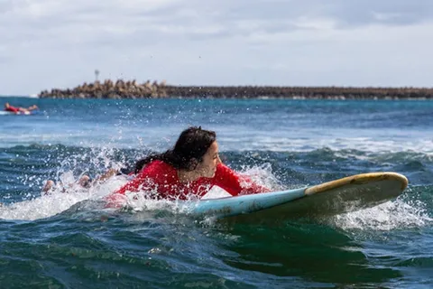 Spiaggia di Kalapaki: Lezione di surf con i Kauai Beach Boys