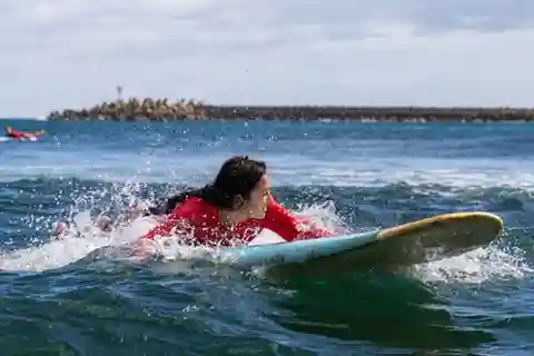 Kalapaki Beach: Surfing Lesson with Kauai Beach Boys