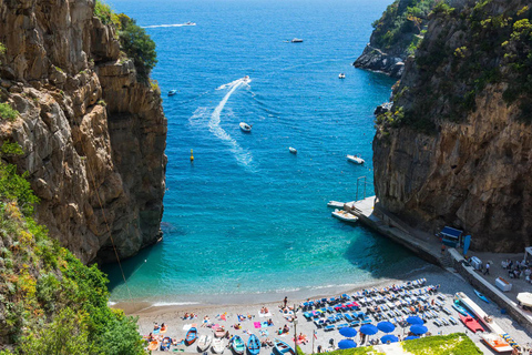 Privérondvaart van een hele dag langs de kust van Amalfi vanuit PraianoBoottocht langs de Amalfikust vanuit Praiano