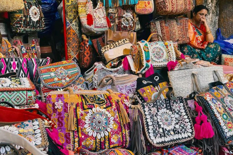 Delhi: Luxury Wedding Shopping Tour with Private Car