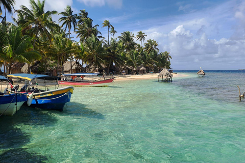From Panama: San Blas Island Hopping with Snorkeling, Lunch Included