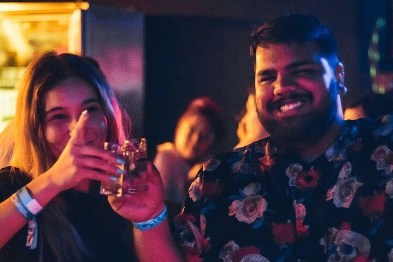 Bogotá: Chapinero Bar and Club Crawl with Guide