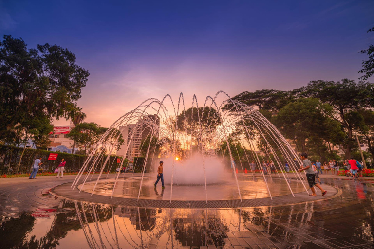 Lima: Circuito Mágico del Agua + Piqueo criollo