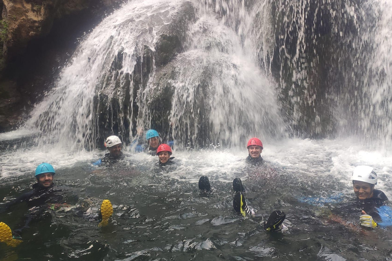 Cazorla: Beginners' Canyoning - Canyoning Experience.