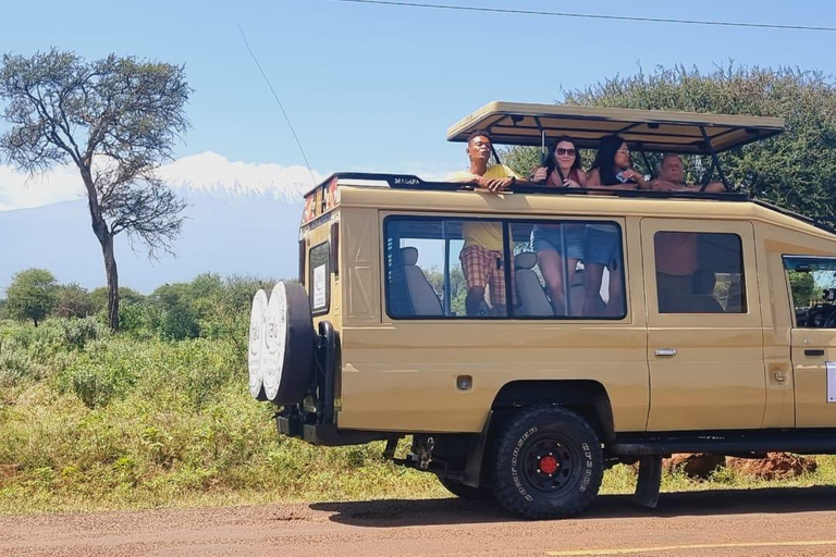 Nairobi : Safari de groupe de 3 jours dans le Masai Mara avec hébergementNairobi : 3 jours de safari en groupe dans le Masai Mara avec hébergement