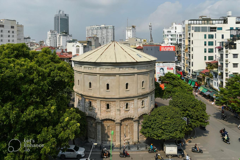 Hanoi: Hoogtepunten tour bij zonsondergang met Ao Dai-kostuumHanoi: Hoogtepunten tour bij zonsondergang met Ao Dai per motorfiets