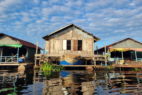 Siem Reap: 2-Day Tonlé Sap Fishing Tour, Overnight Stay in a Floating Village Siem Reap: 2-Day Tonle Sap Fishing Tour, Overnight Stay in a Floating Village