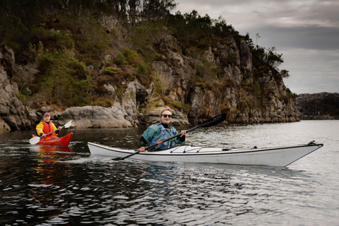 Bergen: Sea Kayaking Tour with Lunch and Transfer Bergen: Sea Kayaking Group Tour with Lunch and Transfer