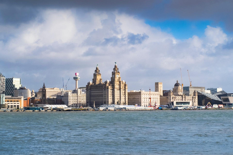 Liverpool: Old Town Walking Tour & River Cruise 3-hour: Old Town Walking & Cruise Tour