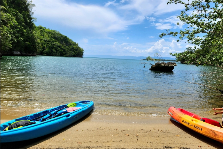 Sabana de la Mar: Caminata Privada y Kayak en Los Haitises