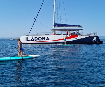 Hyères : Afternoon cruise along the Hyères coastline