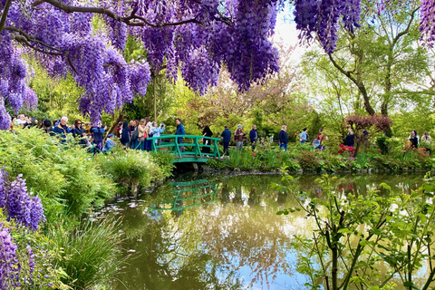 Giverny Half-Day Small-Group Tour from Paris – Max 7 Guests Giverny trip with Hotel Pick up